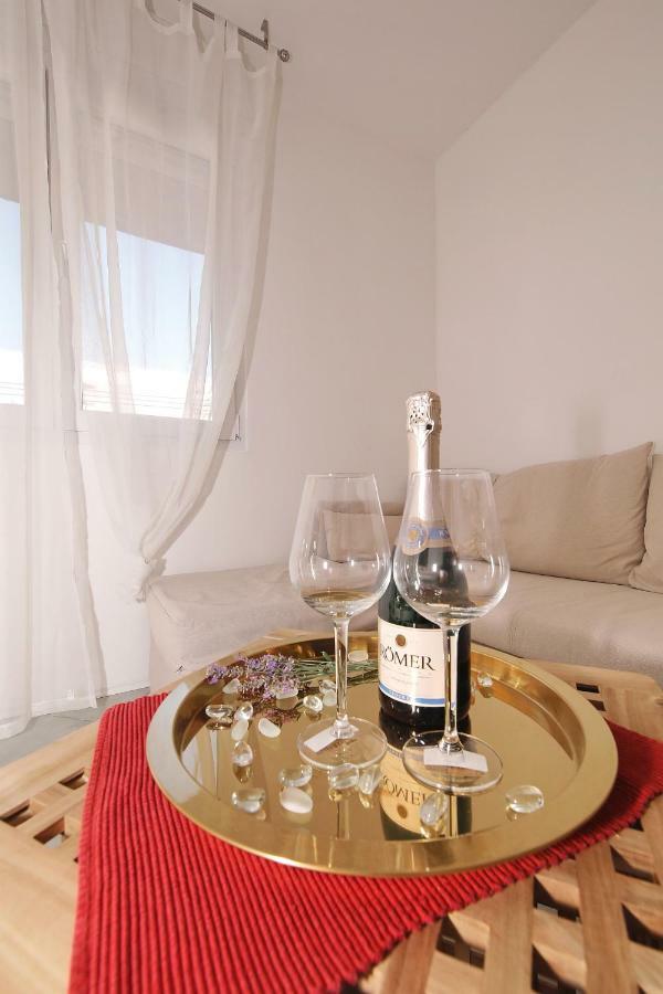 Apartament Apartman Zara Zewnętrze zdjęcie