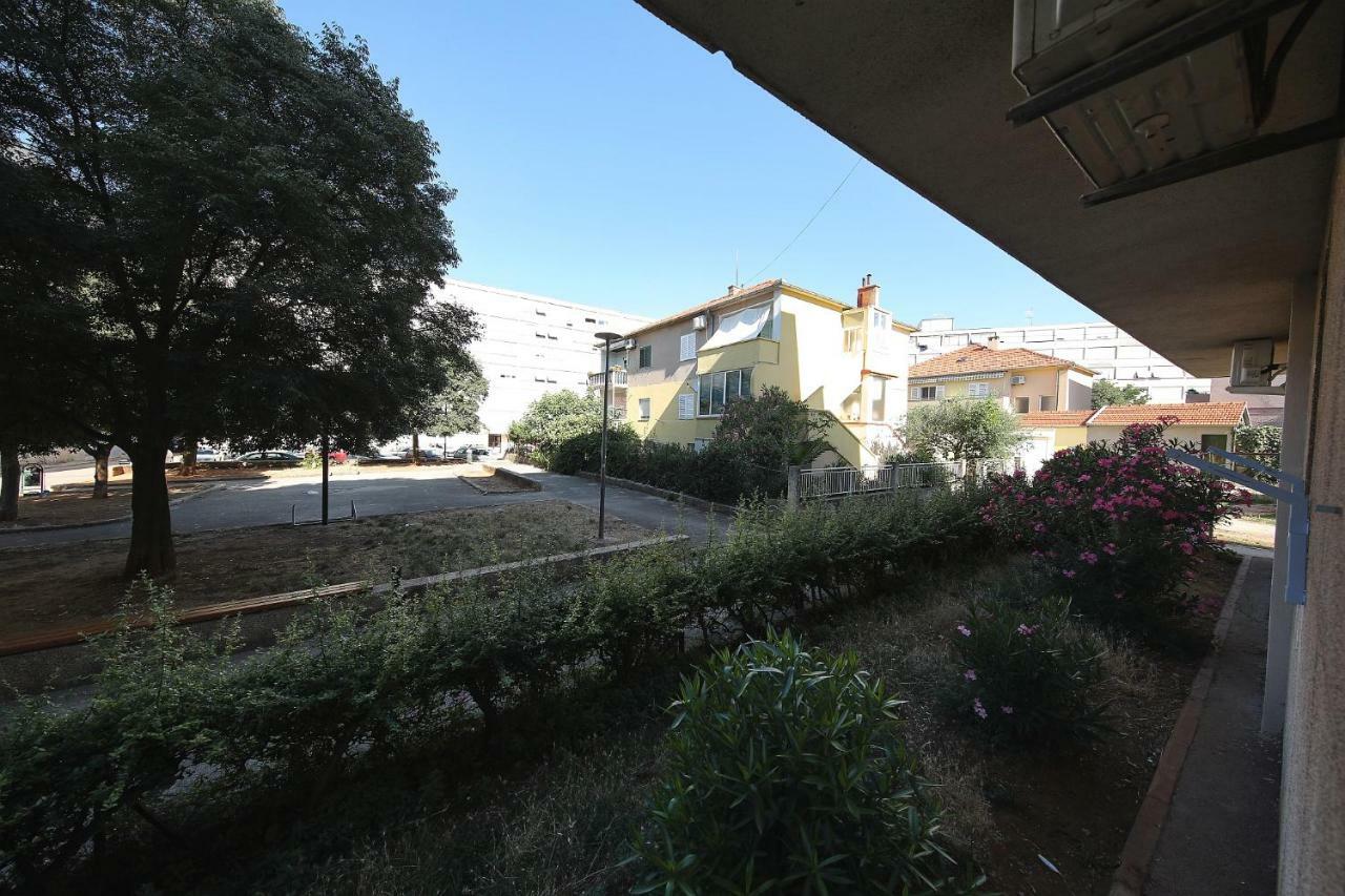 Apartament Apartman Zara Zewnętrze zdjęcie