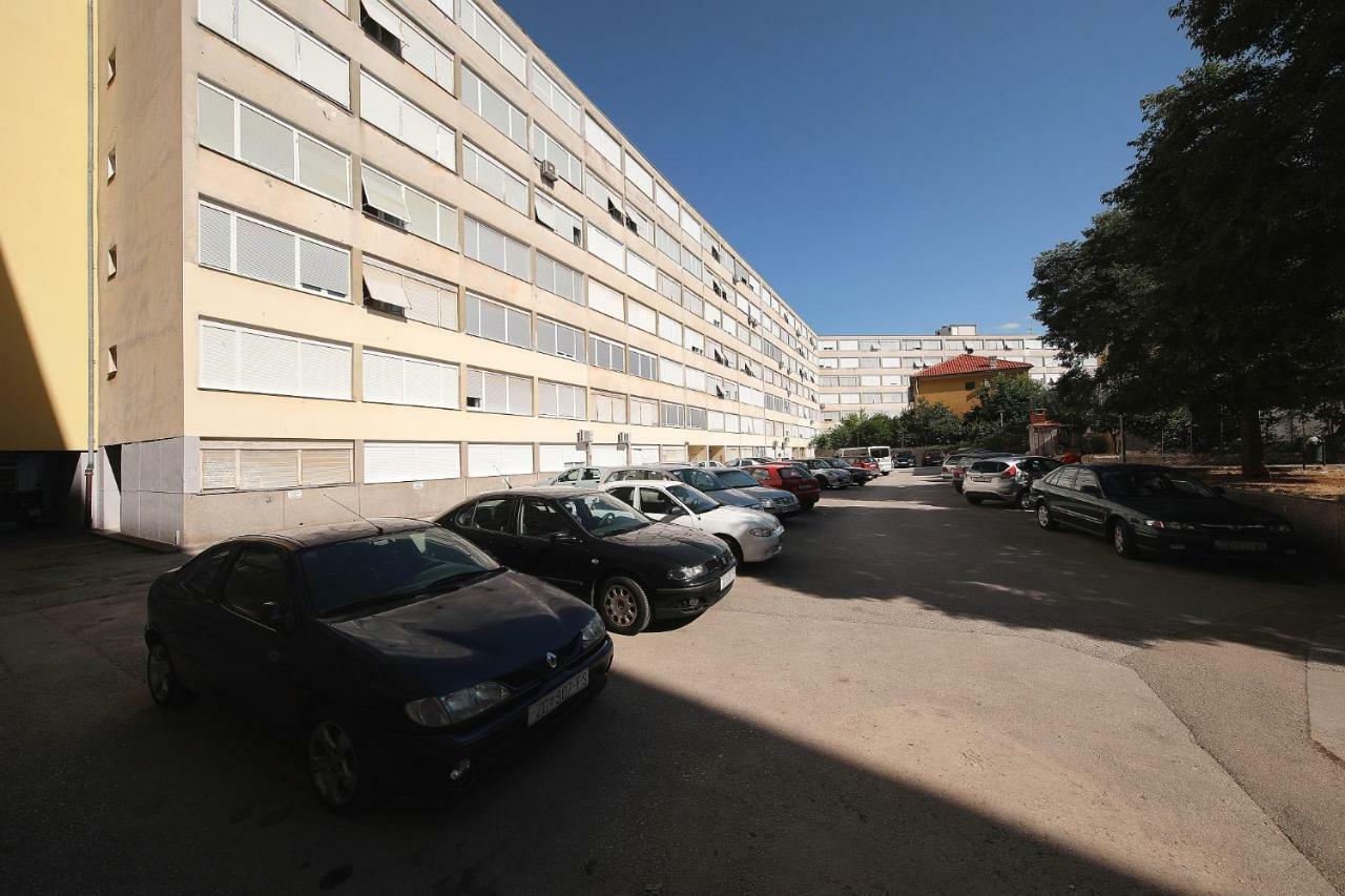 Apartament Apartman Zara Zewnętrze zdjęcie